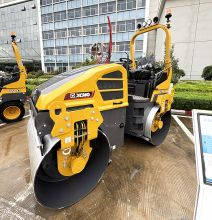 XCMG Factory Road Compactor Machine 4 Ton Mini Road Roller Double Drum XD140 Price